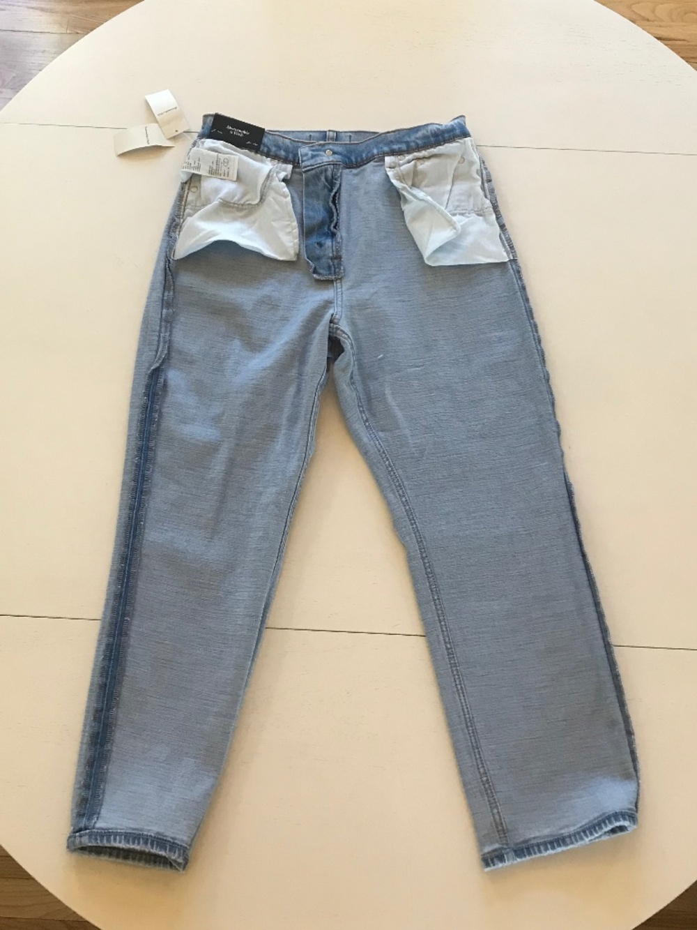 Abercrombie & Fitch Light Wash Straight Leg Jeans - Picture 7 of 8
